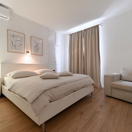 Near Zadar City Center Apartment With Free Parking And Air Condition In Each Room Eksteriør bilde