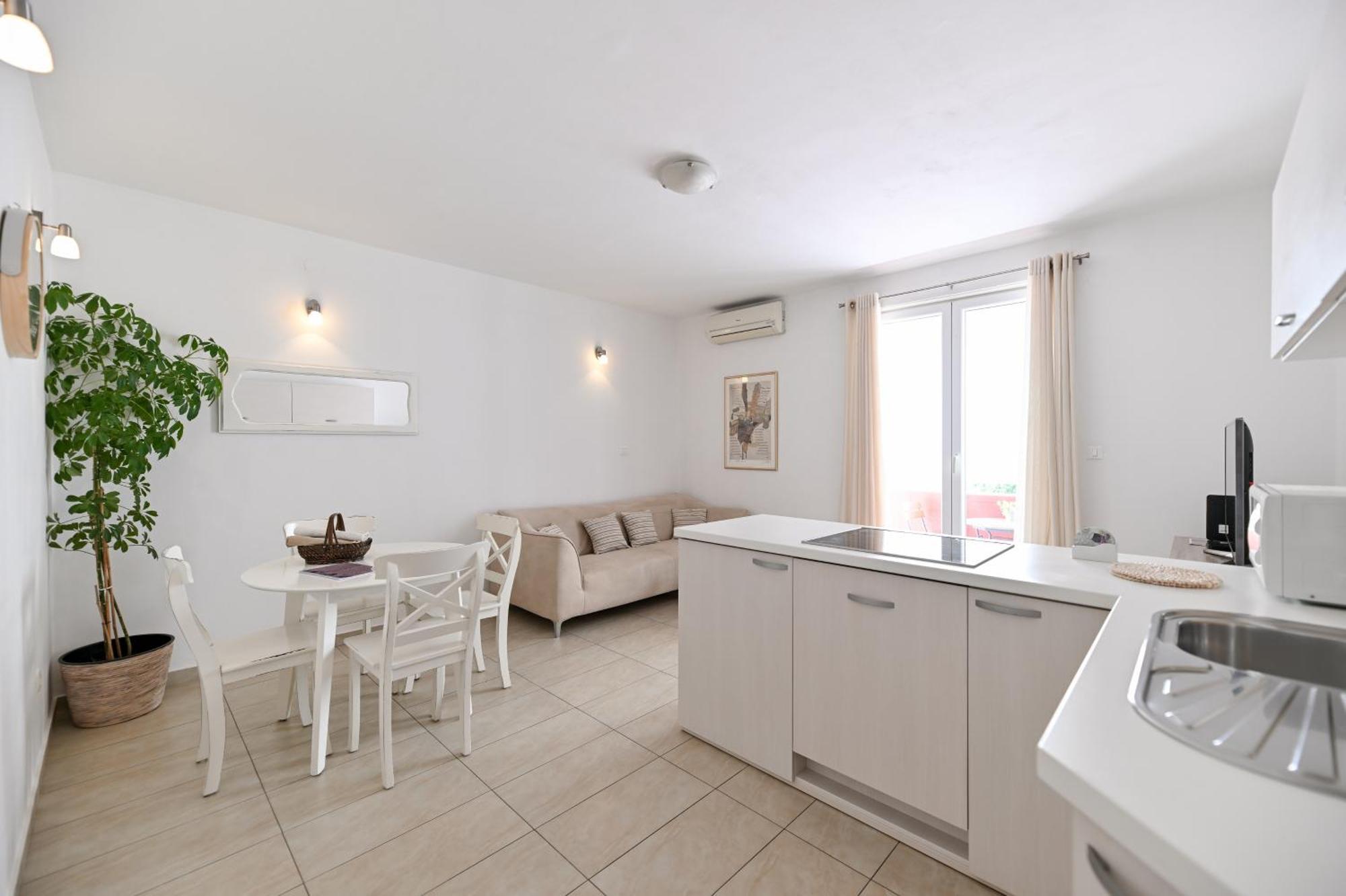 Near Zadar City Center Apartment With Free Parking And Air Condition In Each Room Eksteriør bilde
