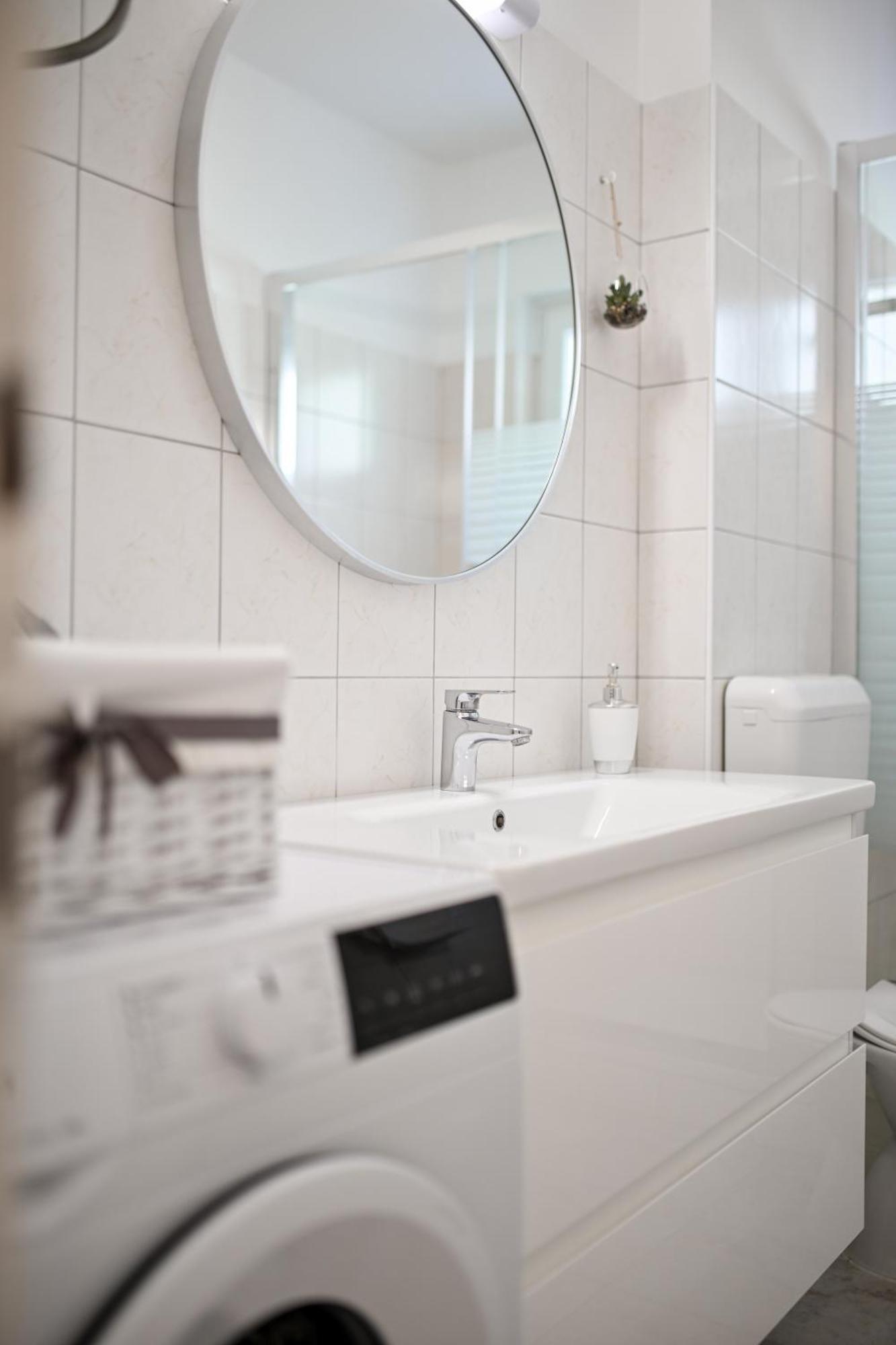 Near Zadar City Center Apartment With Free Parking And Air Condition In Each Room Eksteriør bilde